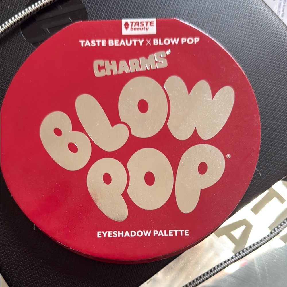 x Blow Pop Eyeshadow Palette - Vibrant Red